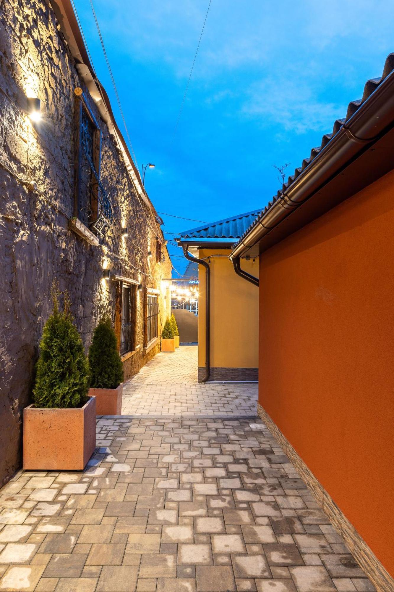 Center Old City Vaikor Кишинев Екстериор снимка